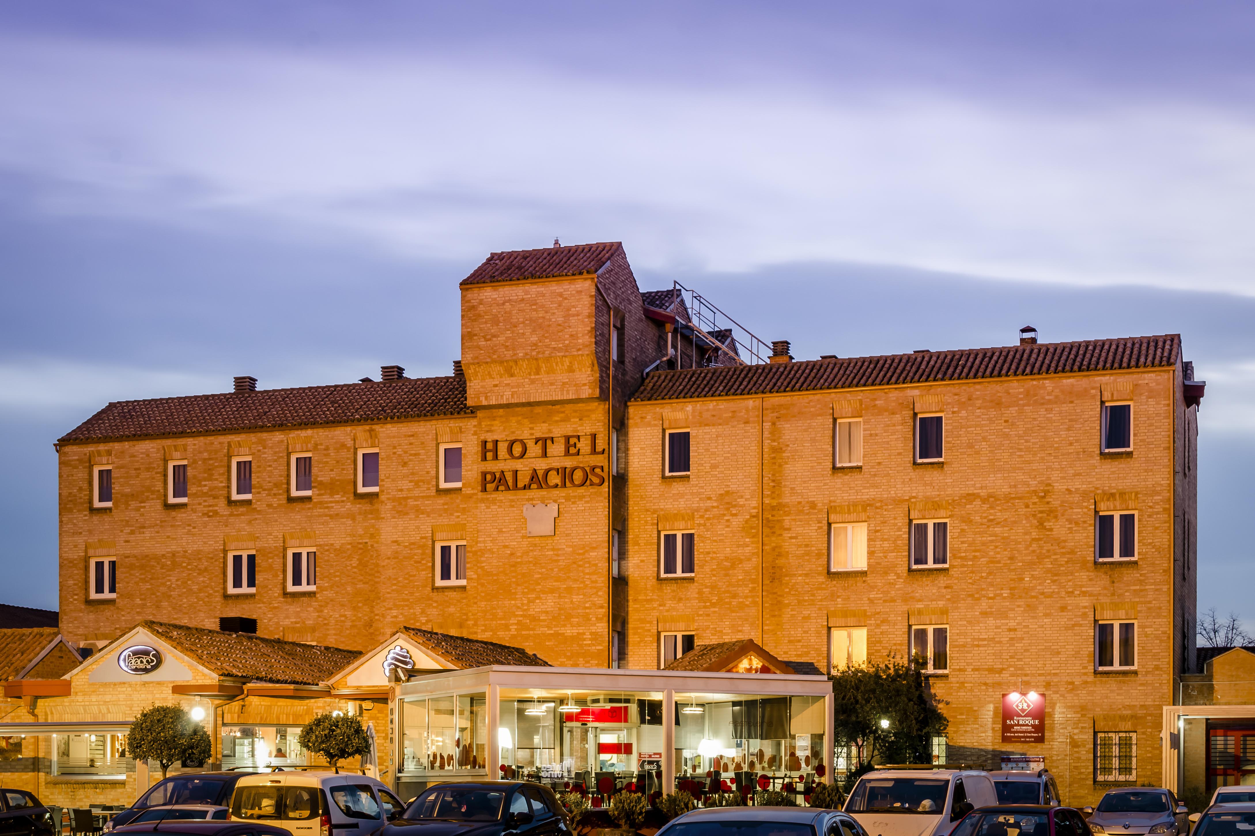 Hotel Palacios ألفارو المظهر الخارجي الصورة