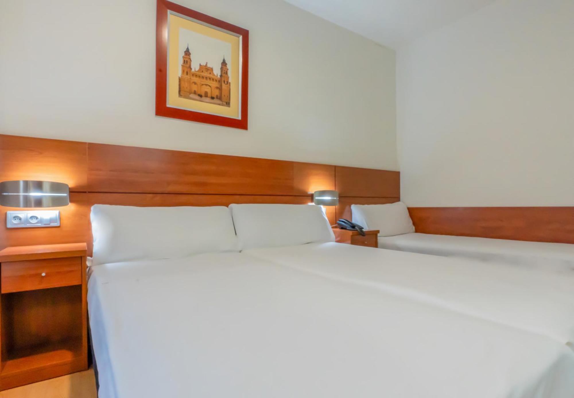 Hotel Palacios ألفارو المظهر الخارجي الصورة
