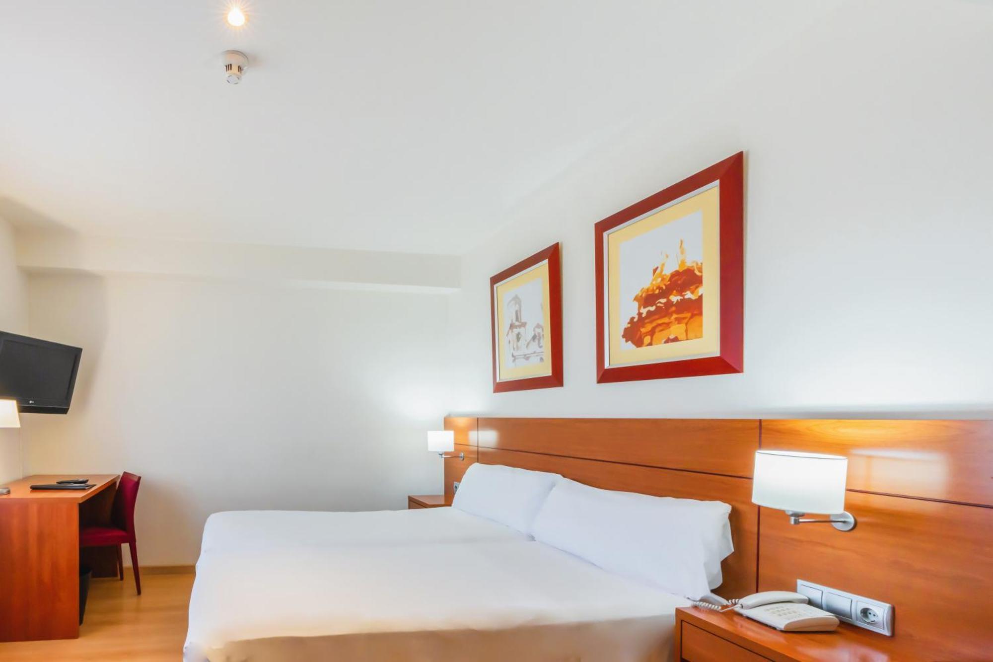 Hotel Palacios ألفارو المظهر الخارجي الصورة